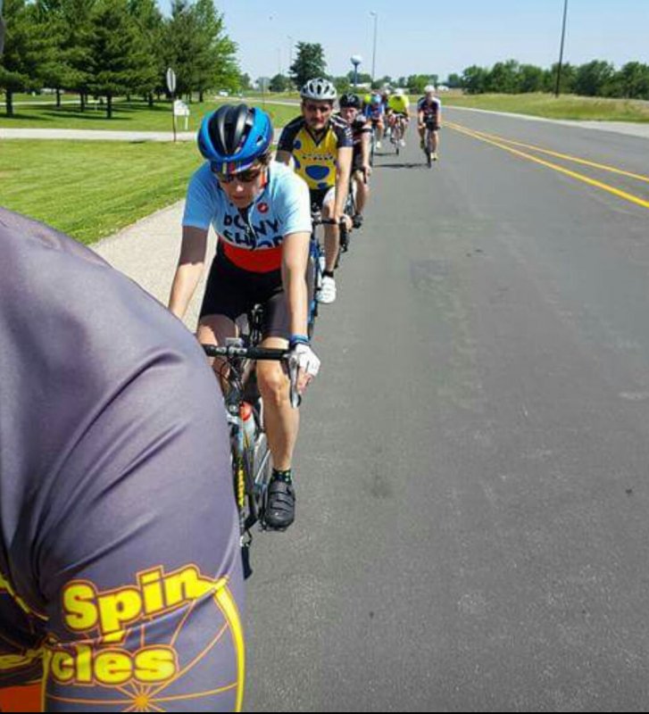 goranvidovic_5_cyclingwithfriends_chicago.jpg