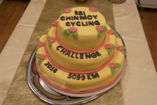 prague_cycling_2018_cake_w.jpg